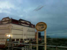 1110100619a.jpg (436723 bytes)