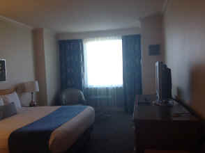 IMG_2003.JPG (992296 bytes)