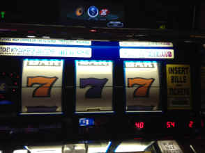 IMG_2272.JPG (918182 bytes)